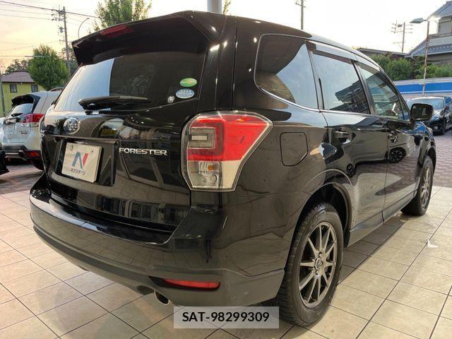 Subaru FORESTER 2016-06 7616655-17