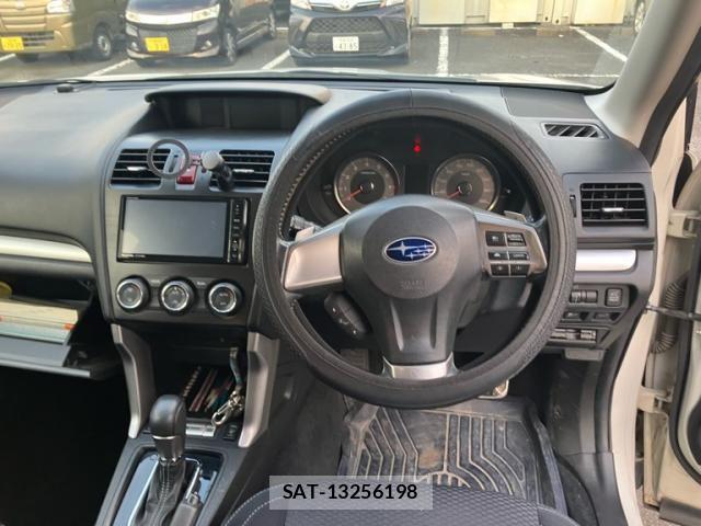 Subaru FORESTER 2013-09 7616667-16