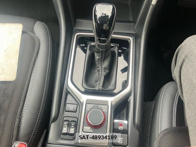 Subaru FORESTER 2018-08 7616646-19