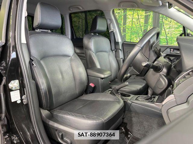 Subaru FORESTER 2018-02 7723462-8