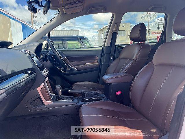 Subaru FORESTER 2017-02 7723457-18