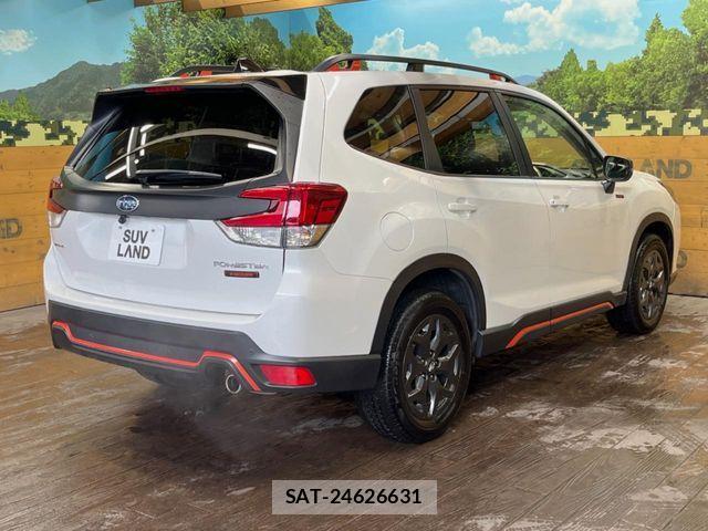 Subaru FORESTER 2024-03 7723437-16