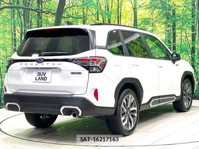 Subaru FORESTER 2025-09 7785092-16