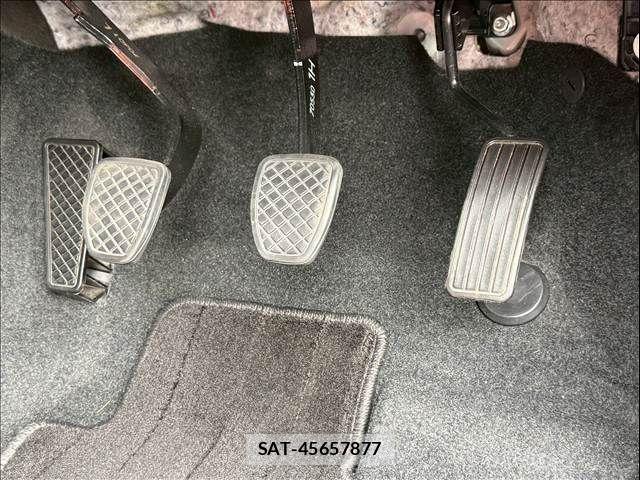 Subaru FORESTER 2017-06 7785029-3