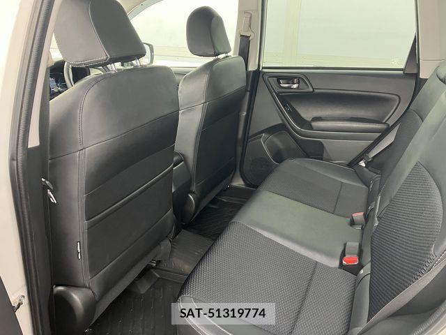 Subaru FORESTER 2018-07 7785033-10