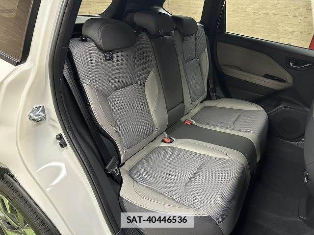 Subaru FORESTER 2026-04 7785090-9