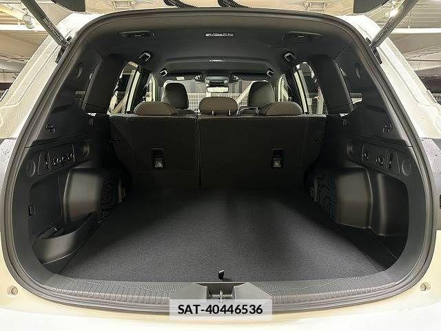 Subaru FORESTER 2026-04 7785090-19