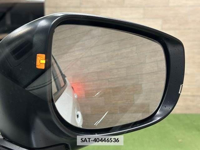 Subaru FORESTER 2026-04 7785090-5