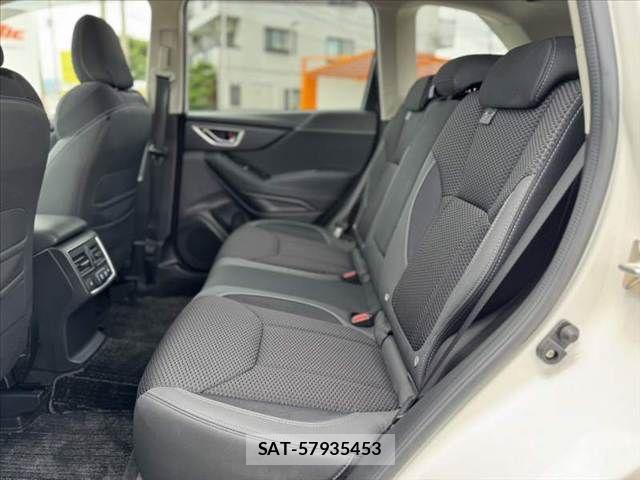 Subaru FORESTER 2019-07 7876533-17