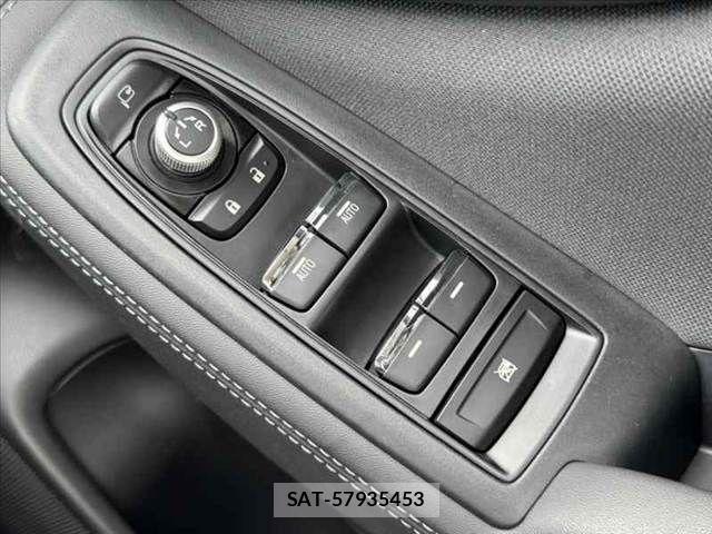 Subaru FORESTER 2019-07 7876533-25