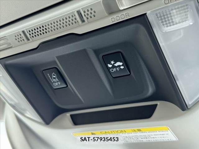 Subaru FORESTER 2019-07 7876533-26
