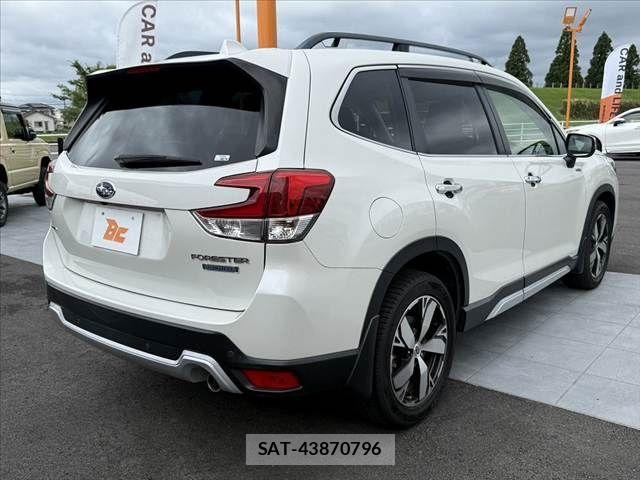 Subaru FORESTER 2018-09 7876534-12