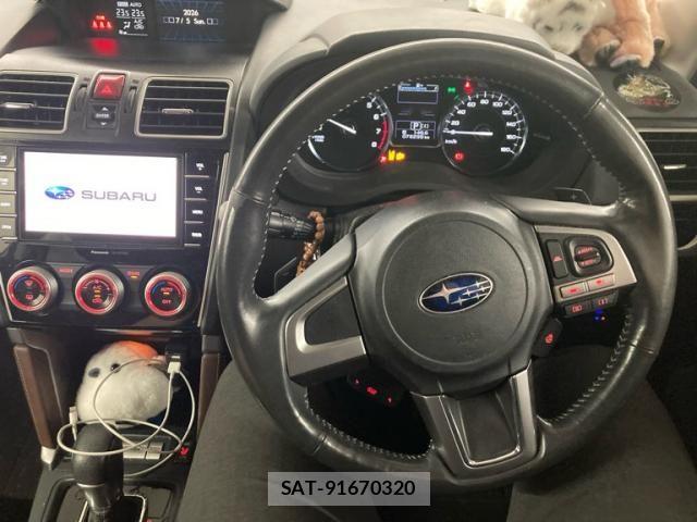 Subaru FORESTER 2017-02 7876543-9
