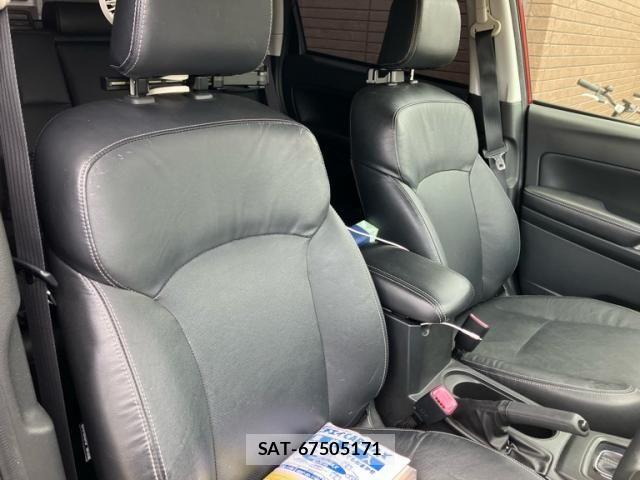 Subaru FORESTER 2013-02 7876553-10