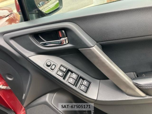 Subaru FORESTER 2013-02 7876553-17