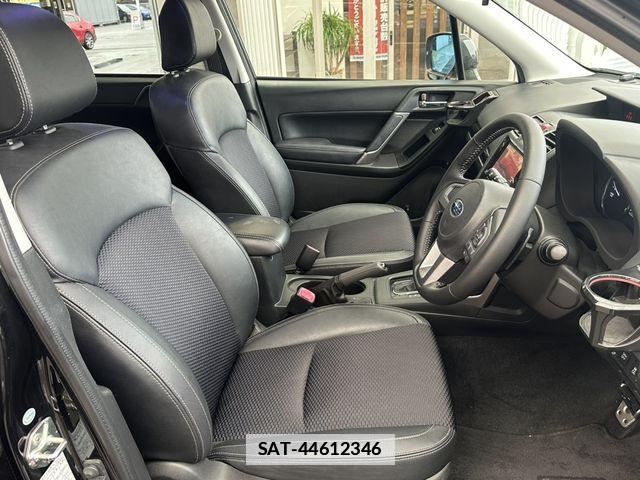 Subaru FORESTER 2016-09 7876546-26