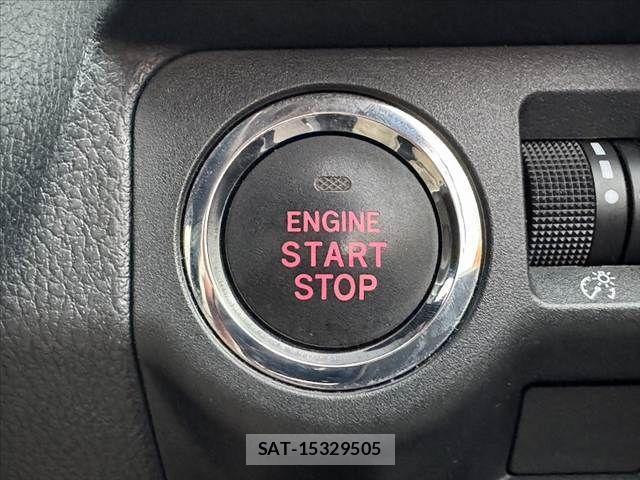Subaru FORESTER 2016-03 7876537-25