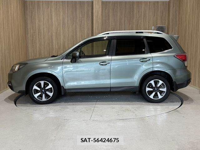 Subaru FORESTER 2016-02 7876547-21