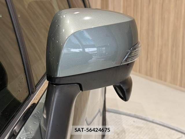 Subaru FORESTER 2016-02 7876547-26