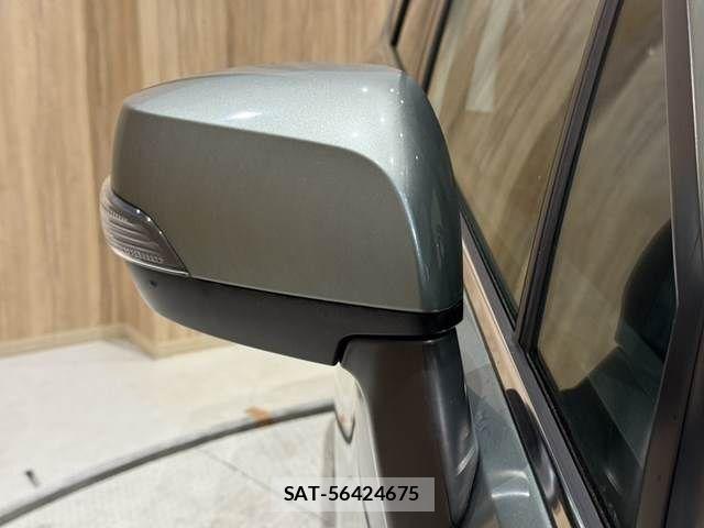 Subaru FORESTER 2016-02 7876547-27