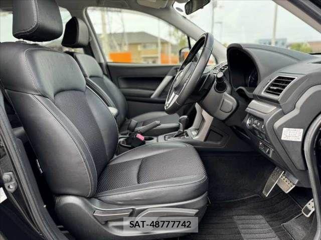 Subaru FORESTER 2018-01 7961714-15
