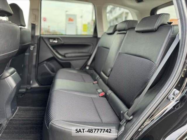 Subaru FORESTER 2018-01 7961714-17