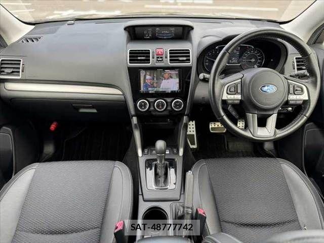 Subaru FORESTER 2018-01 7961714-1