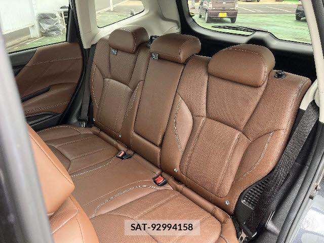 Subaru FORESTER 2019-06 7961698-12