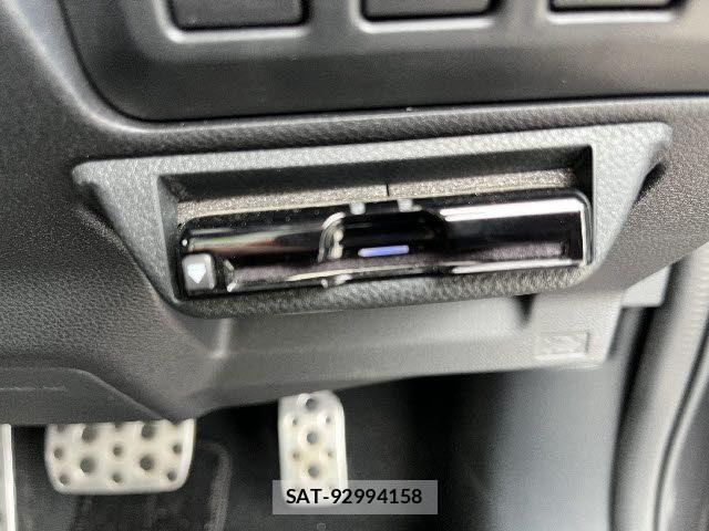 Subaru FORESTER 2019-06 7961698-15