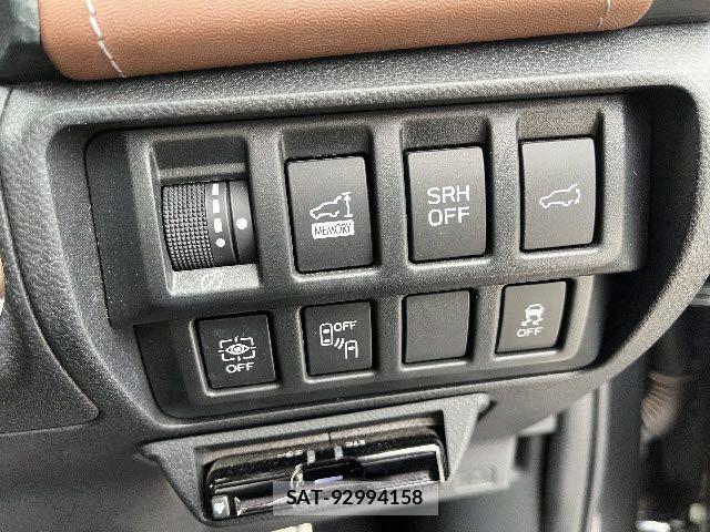 Subaru FORESTER 2019-06 7961698-17