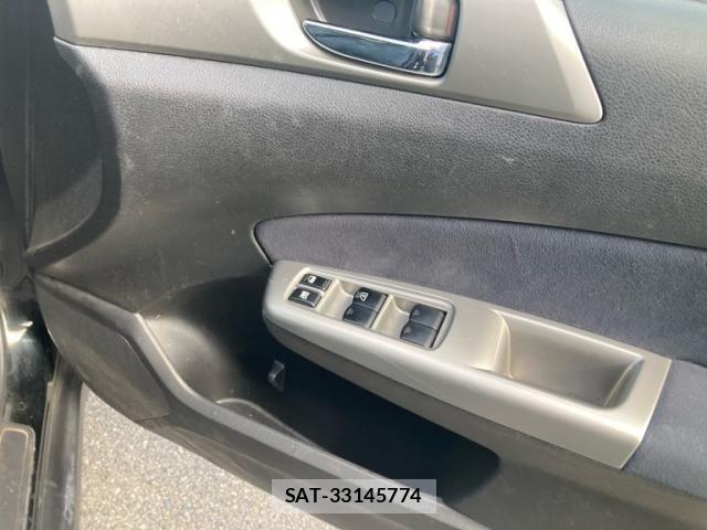 Subaru FORESTER 2009-01 7979273-12