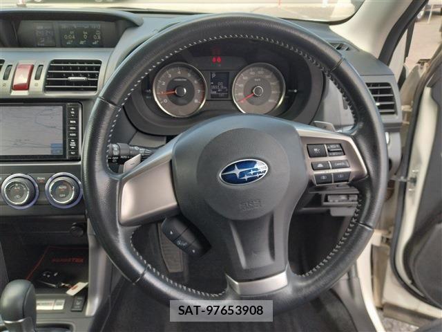 Subaru FORESTER 2013-10 7979267-22