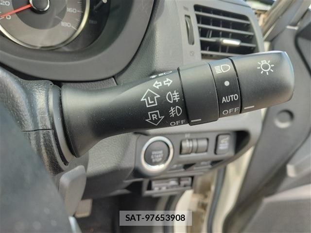 Subaru FORESTER 2013-10 7979267-23
