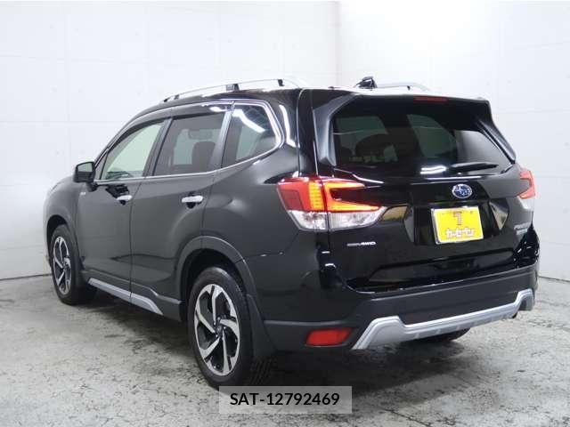 Subaru FORESTER 2021-11 7979254-18