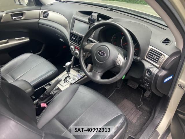 Subaru FORESTER 2008-09 7979272-12
