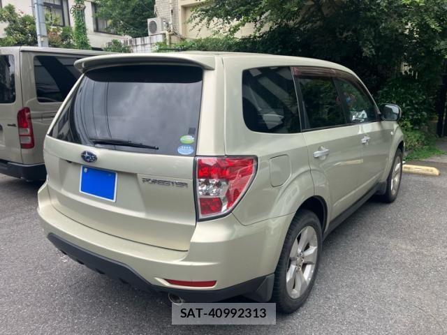 Subaru FORESTER 2008-09 7979272-3