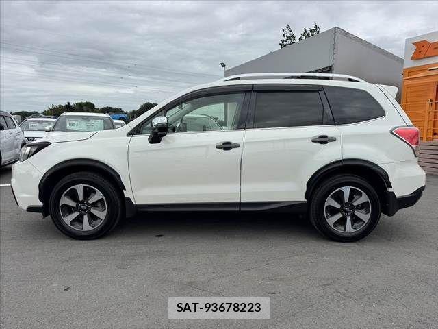 Subaru FORESTER 2016-02 7979266-10