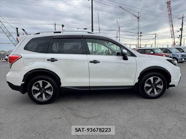 Subaru FORESTER 2016-02 7979266-11