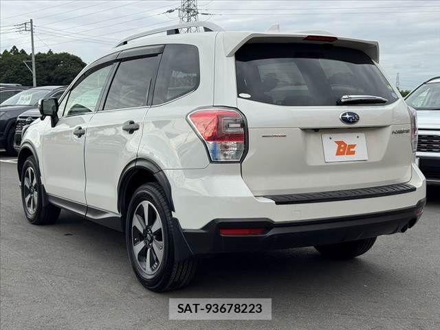 Subaru FORESTER 2016-02 7979266-12