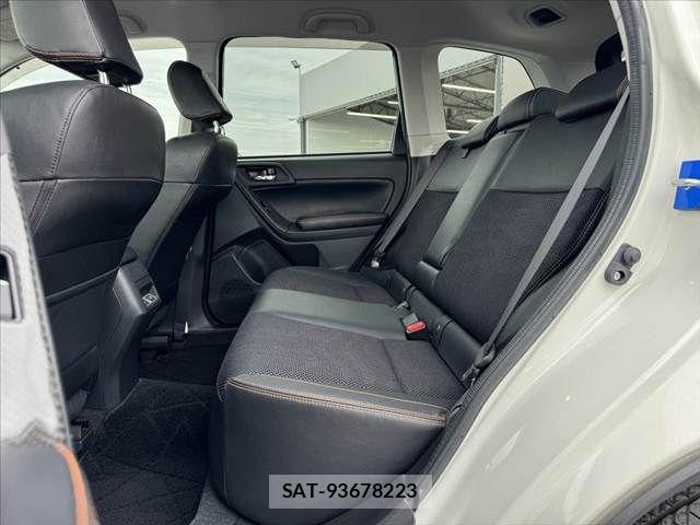 Subaru FORESTER 2016-02 7979266-17
