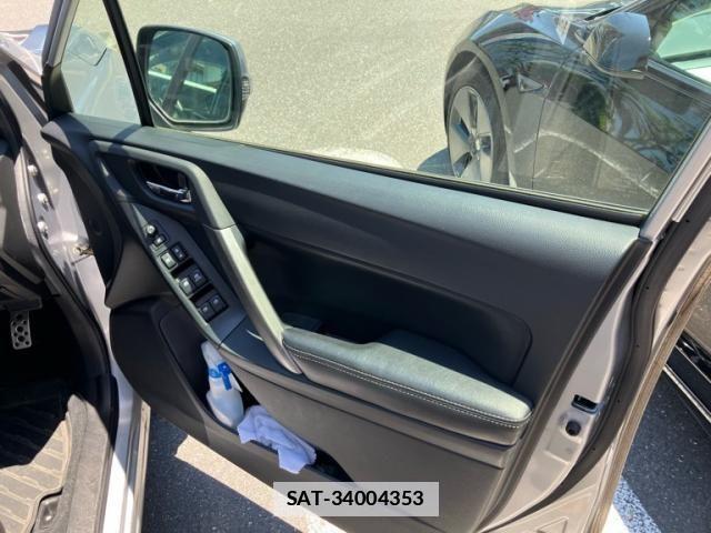Subaru FORESTER 2012-12 7979271-11