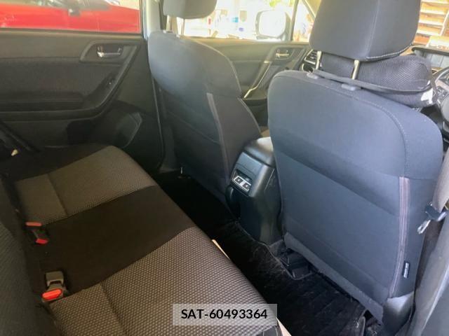Subaru FORESTER 2018-06 7979265-13