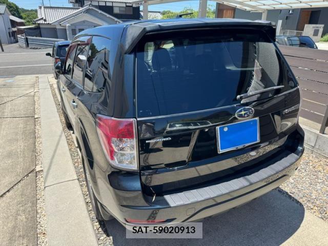 Subaru FORESTER 2011-07 8035653-3