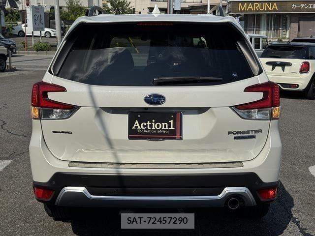 Subaru FORESTER 2019-04 8035630-4
