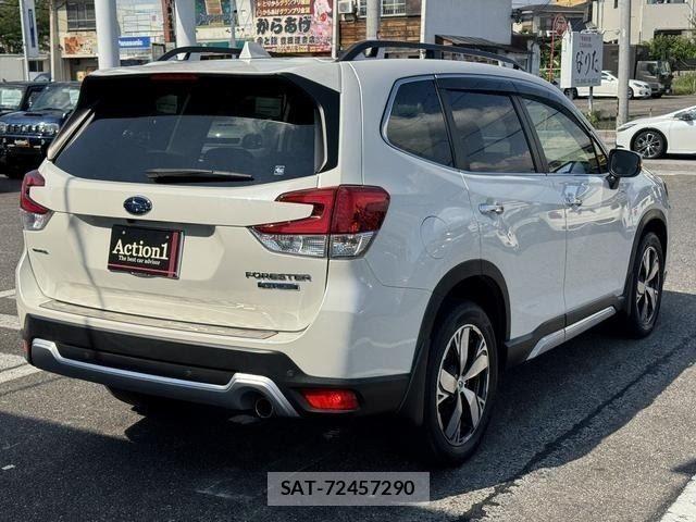 Subaru FORESTER 2019-04 8035630-5