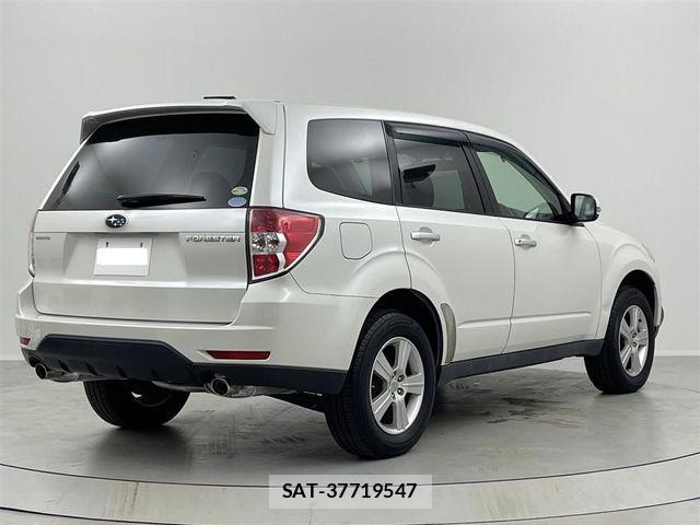 Subaru FORESTER 2010-10 8035650-3