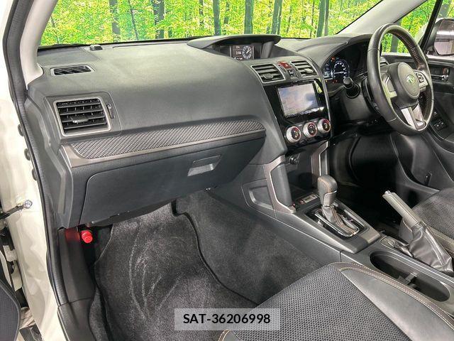 Subaru FORESTER 2016-02 8035632-15