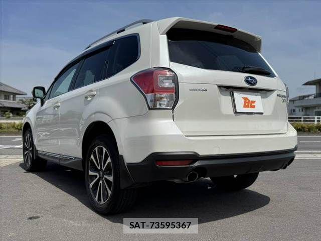 Subaru FORESTER 2018-01 8035642-12
