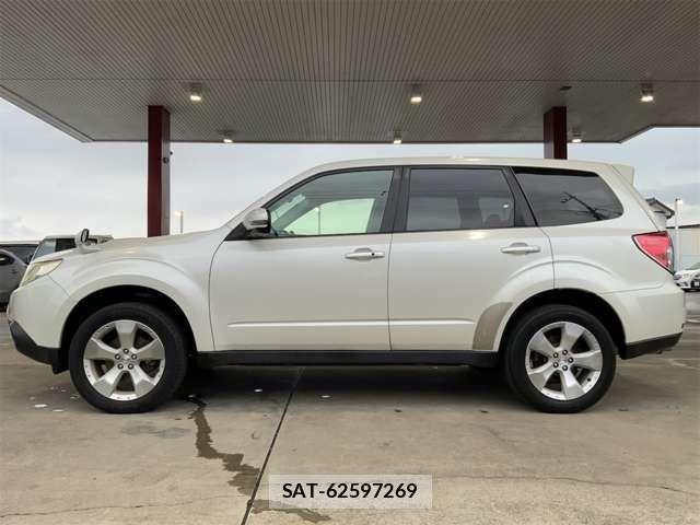 Subaru FORESTER 2012-01 8073816-10