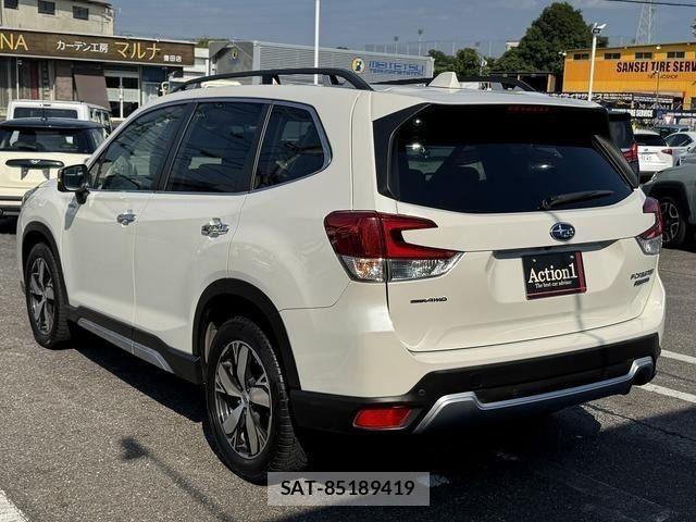Subaru FORESTER 2021-06 8073808-3